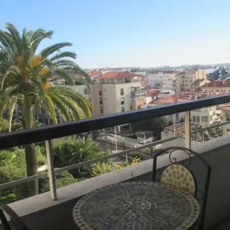 Appartement Hostnfly - Charming Studio In The Heart Of 4 People Cannes
